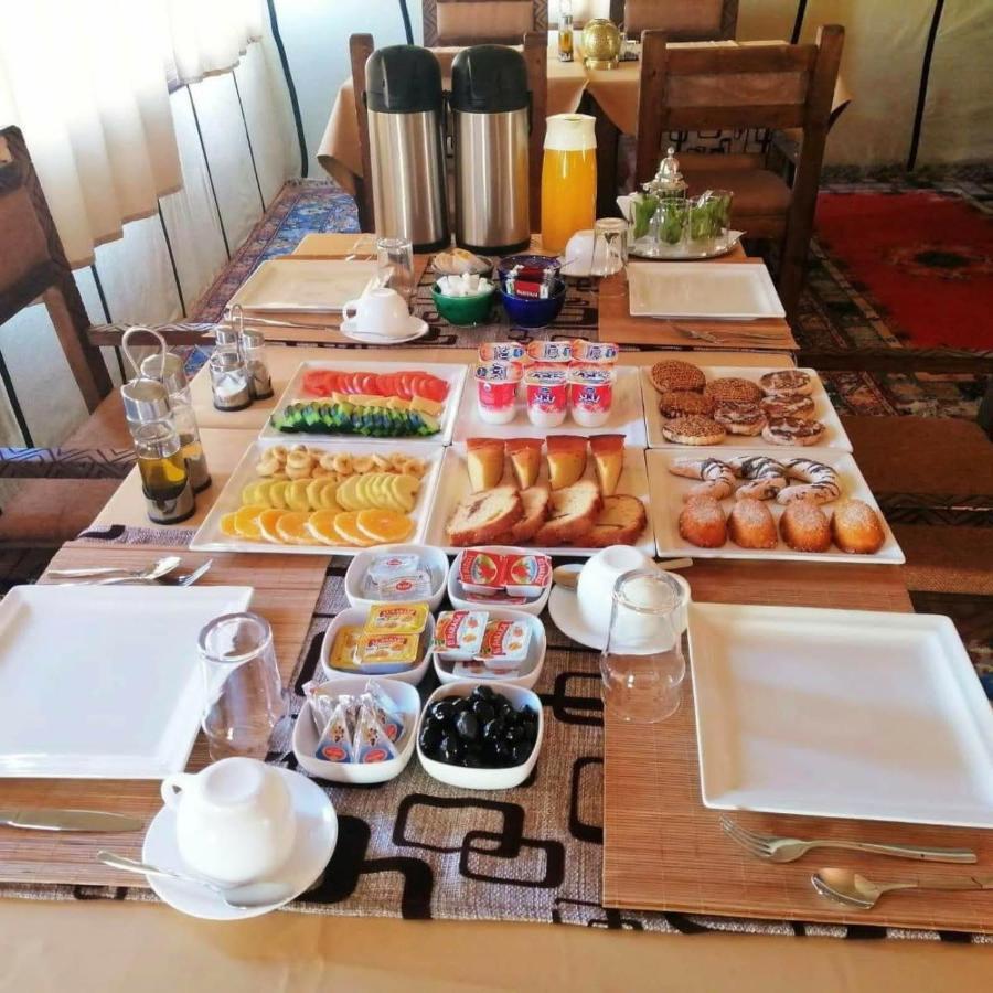 Family Luxury Glamping Hotel Merzouga Bagian luar foto