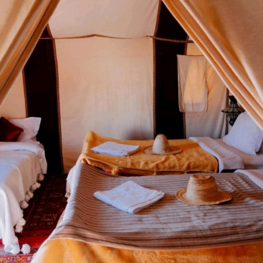Family Luxury Glamping Hotel Merzouga Bagian luar foto