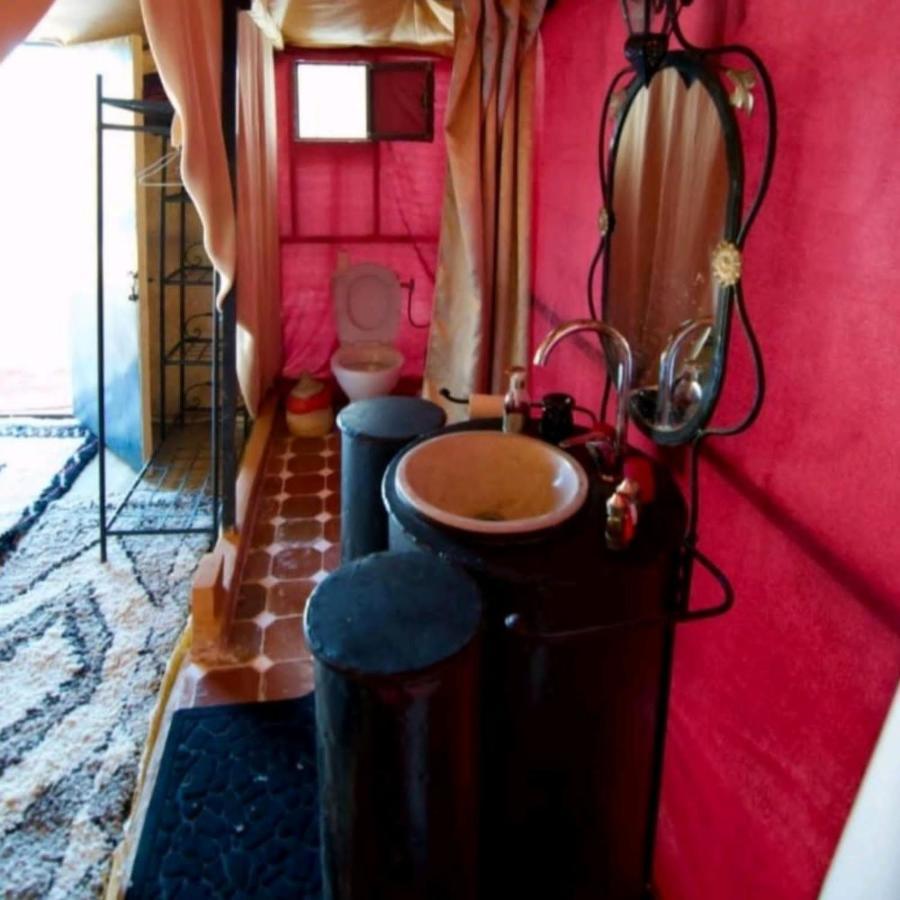 Family Luxury Glamping Hotel Merzouga Bagian luar foto