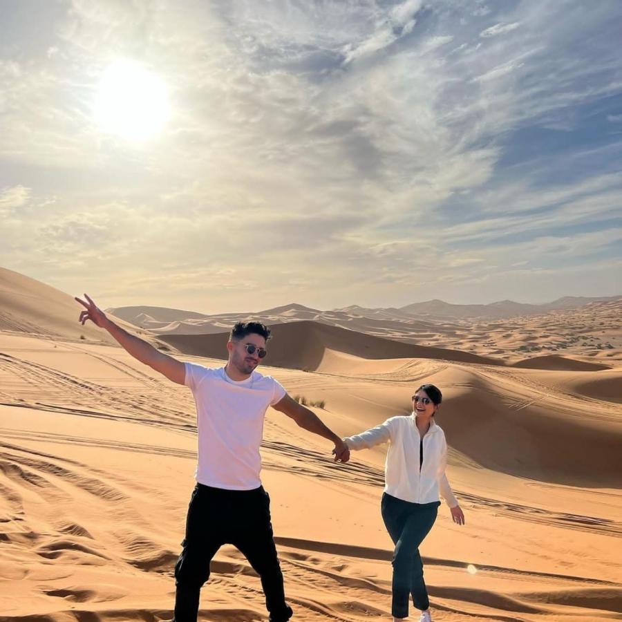 Family Luxury Glamping Hotel Merzouga Bagian luar foto