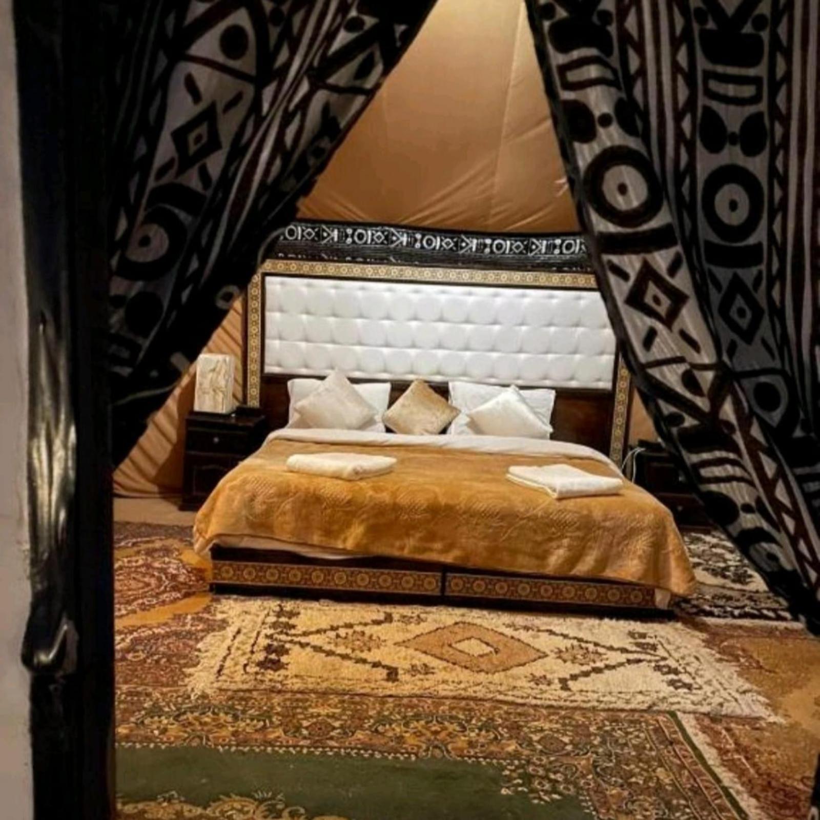 Family Luxury Glamping Hotel Merzouga Bagian luar foto
